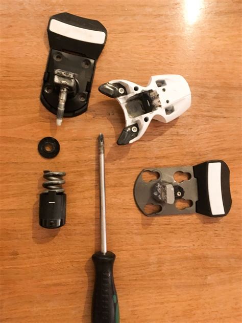 Materialtest | CAST Freetour Kit | PowderGuide