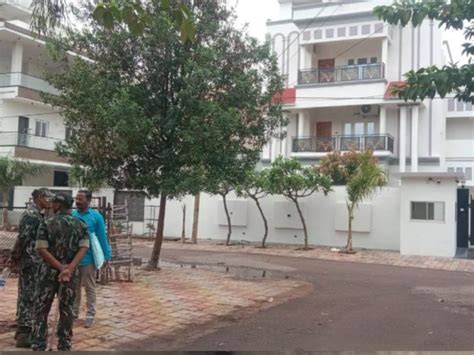 Chhattisgarh: शराब घोटाले में ACB-EOW की बड़ी कार्रवाई, कारोबारियों के ...