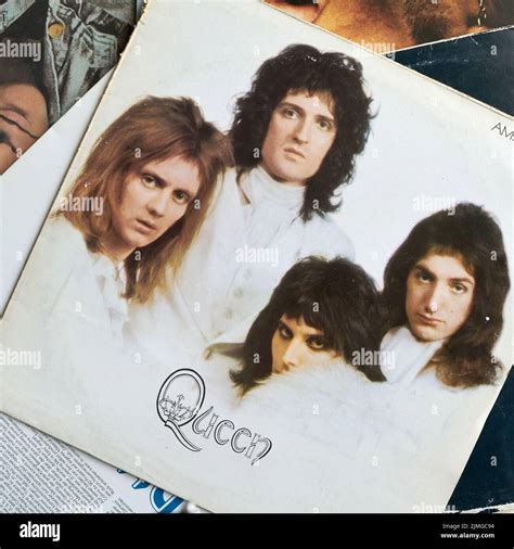 Queen album cover hi-res stock photography and images - Alamy