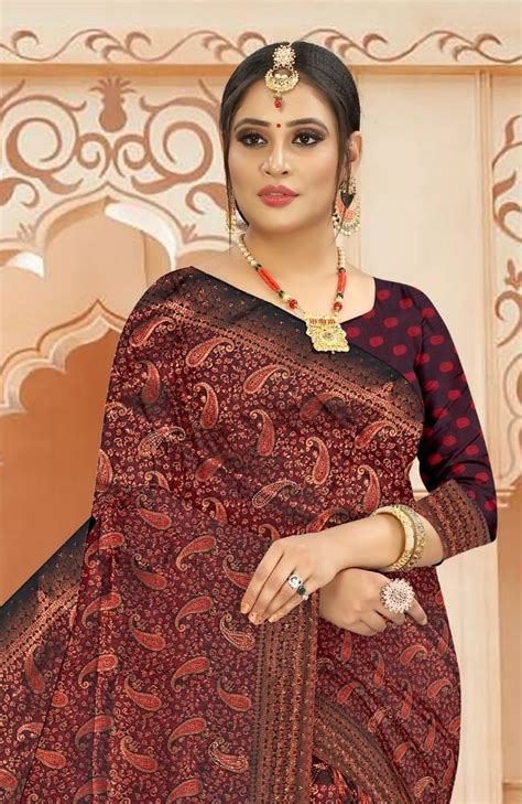 Kanjivaram Silk Saree in Maroon with Traditional Paisley Weave ...