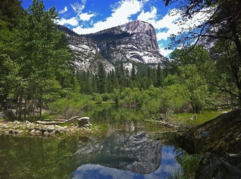 The Yosemite Peregrine Lodge - Hikes in Yosemite Valley - Hike Mirror ...