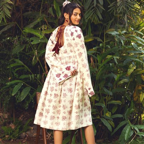 Rosey Affair Dress – Akashi Clothing