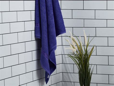 Welspun - Buy Welspun Quick Dry Bath Towels & Pillow Covers Online - Spaces