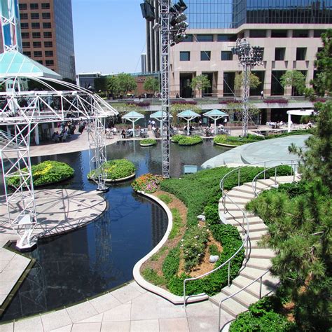 CALIFORNIA PLAZA (Los Angeles): All You Need to Know