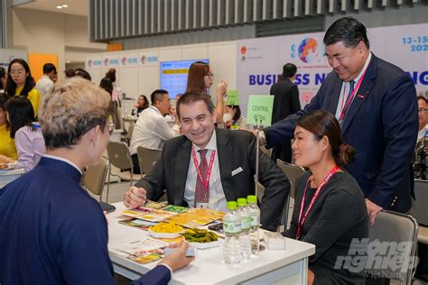 Introducing Vietnamese agricultural products into the international distribution system - agriculture in vietnamese