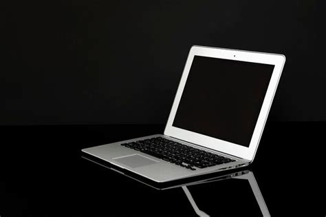 High-Tech Laptop 的图像结果