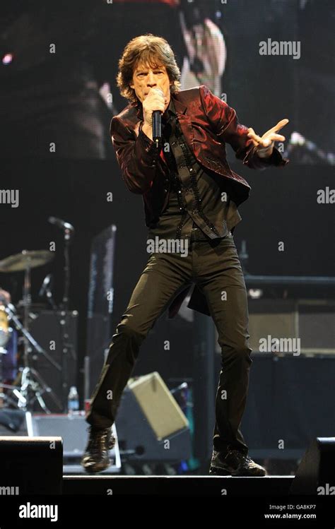 Mick Jagger Performance 的图像结果