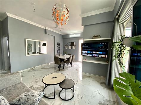 Juhu Holiday Rentals & Homes - Juhu, Mumbai, India | Airbnb