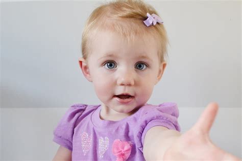 15 Month Old Baby Development and Schedule, What Should at 15 Month Old ...