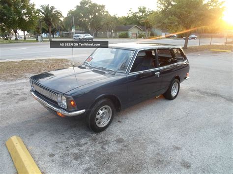 Toyota Corolla Wagon Pictures