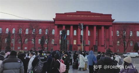 中国留学生讲述撤离乌克兰之路，祝愿同胞们都能安全抵达_凤凰网视频_凤凰网