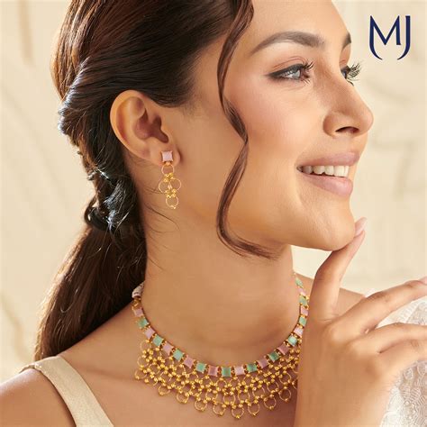 Gold Necklace Set with Price | Buy Gold Necklace Set Online