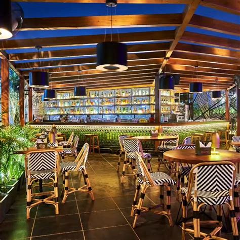 13 Pubs In Noida That Are Perfect For A Fun Night Out| LBB
