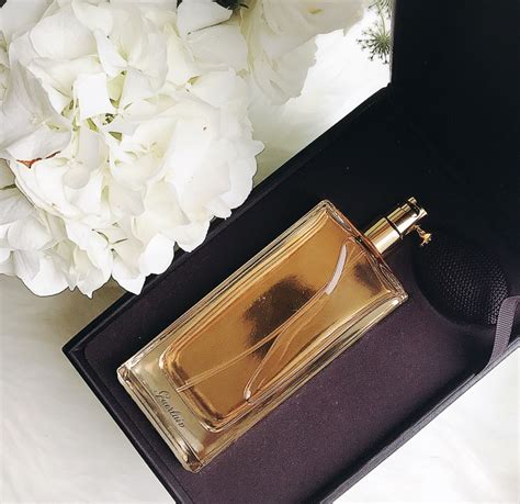 Guerlain Neroli Outrenoir: A Luminous Black Fragrance - what is the smell of neroli