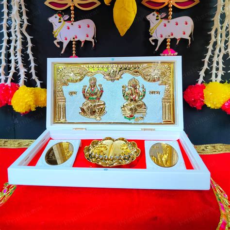 White Laxmi Ganesh Pocket Temple (24 Karat Gold Coated) – Print Bharat