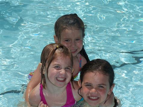 Day Camp Swimming 的图像结果