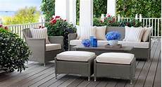 mobili per terrazzo arredo balcone tante idee utilizzando piante cuscini e mobili per terrazzo arredo balcone tante idee utilizzando piante cuscini e