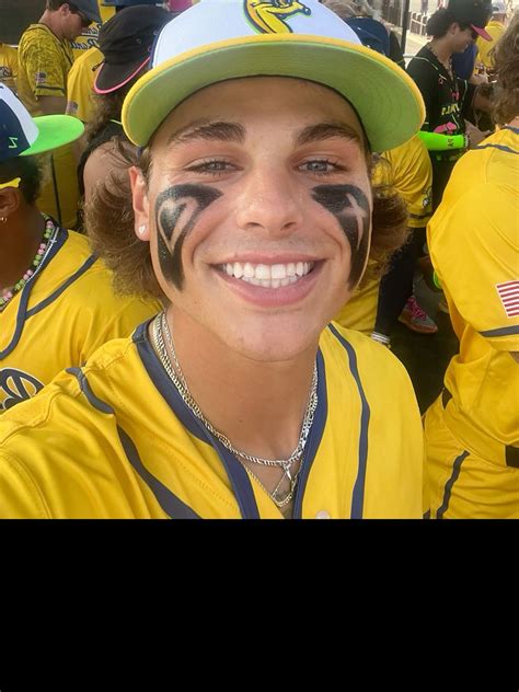 Silly kj jackson savannah bananas🍌💗 | Kj banana ball, Kj jackson ...