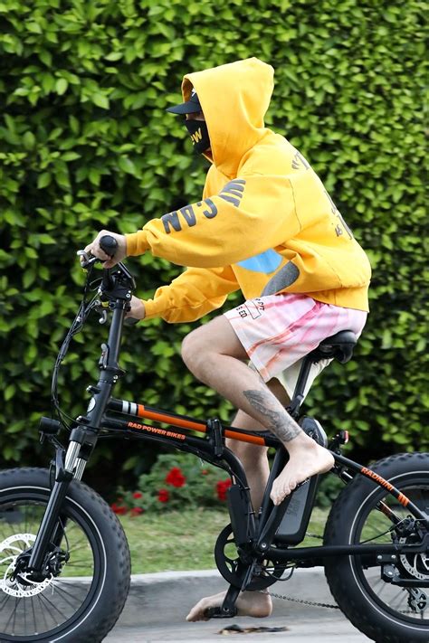 Justin Bieber's feet