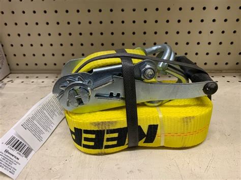 7 products you need for basic winter emergency kit for your car ...