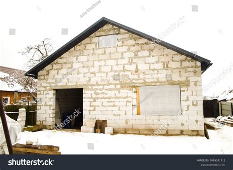 Building Front Faced 的图像结果