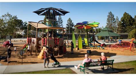 Thousand Oaks Community Park - Picnic-Themed Park Playground