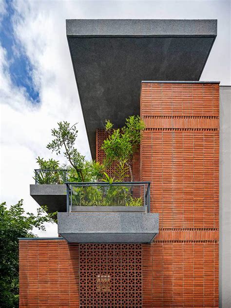 This Bengaluru residence is distinctly modern yet rooted in nature ...