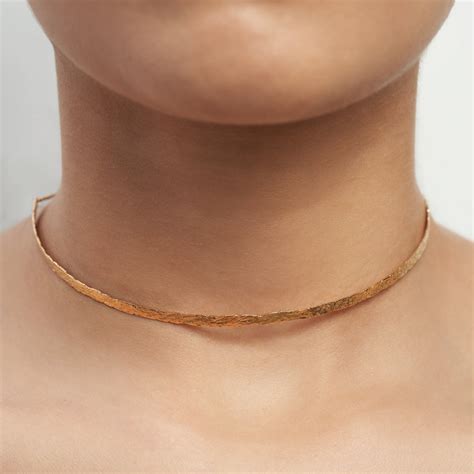 The Sliver Choker – T H E L I N E