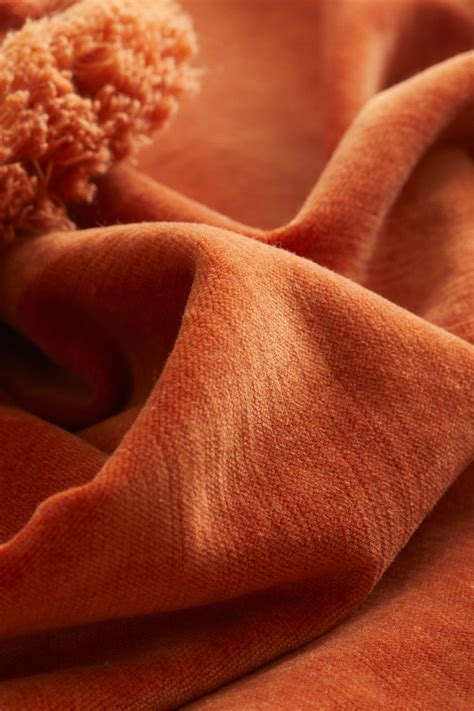 Fringed velvet cushion cover - Burnt orange - Home All | H&M IN