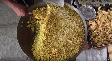 In Karnataka's Davanagere, Government Apathy Is Pushing Its Mandakki ...