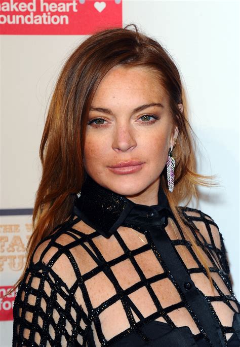 Lindsay Lohan posts topless photo on Instagram, says 'analyse your ...