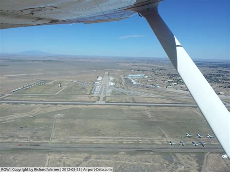 Roswell International Air Center Airport (ROW) Photo