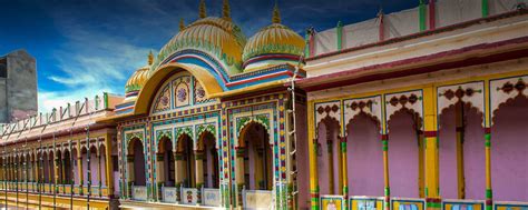 Feel of “Radhe Krishna” Chant: These 4 Classic Temples of Mathura