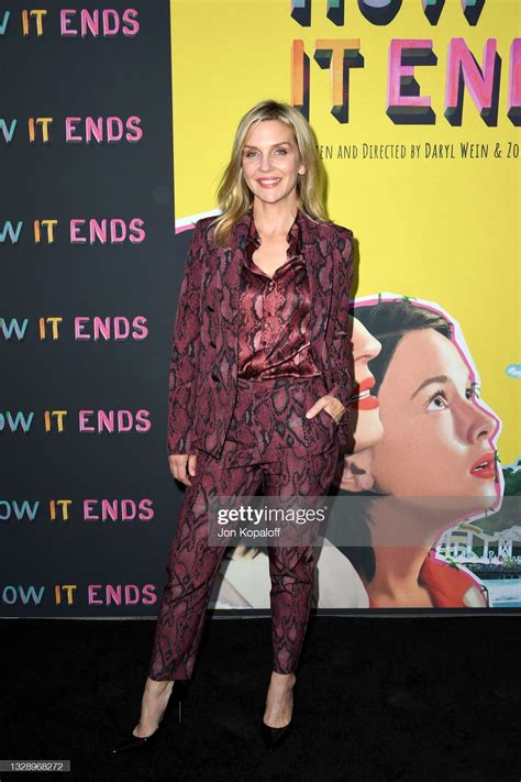 Rhea Seehorn's feet