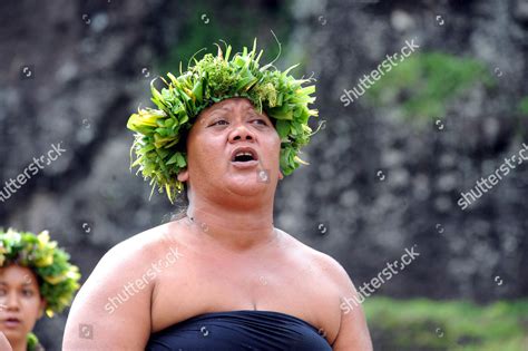 Local Siting People 的图像结果