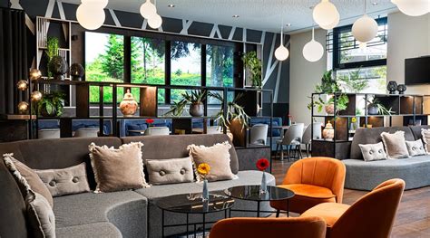 LEONARDO HOTEL VIENNA HAUPTBAHNHOF - Hotel Reviews, Photos, Rate ...