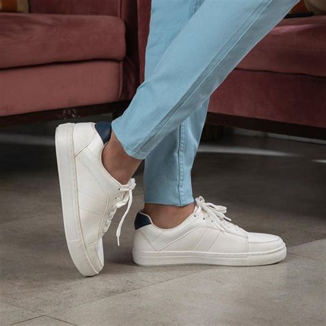 Buy White Men's Sneakers - The Gonty White | Tresmode