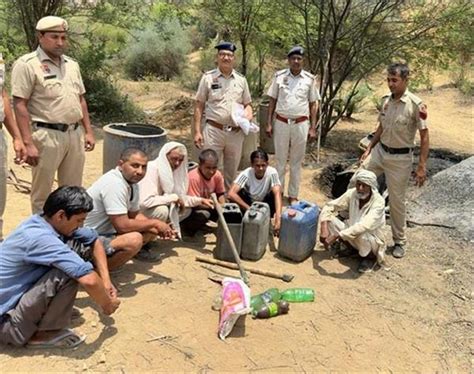 अरावली में पुलिस ने ड्रोन से की निगरानी तो उड़ गए होश, ऐसा कारनामा करते ...