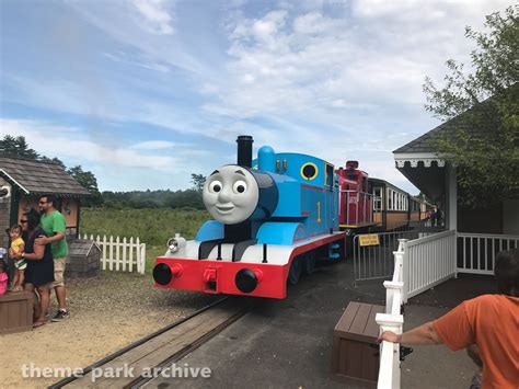 Thomas the Tank Engine Train Ride at Edaville Family Amusement Park ...