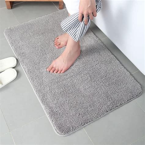 Buy Lois Anti Skid Bath Mat - Grey Online in India | Vaaree