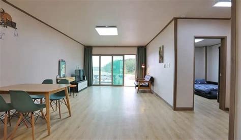 Room where you can feel the quiet sea, f1 - Pensions (South Korea) for ...