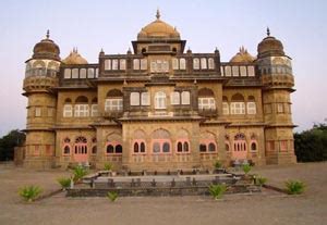 Kutch Monuments, Forts & Historical Places to visit in Kutch