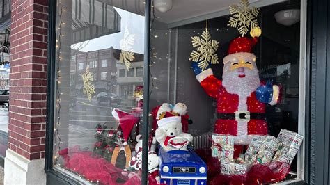 Downtown Ravenna to kick off holiday with parade, Santa