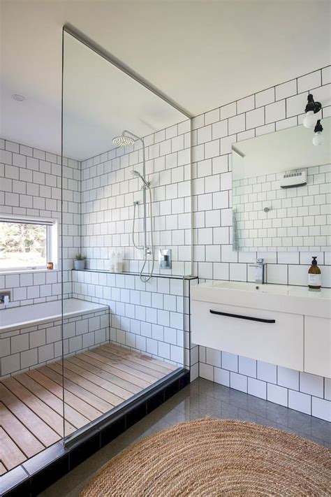 60 Elegant Small Master Bathroom Remodel Ideas (43 | Bathtub in 2019 ...