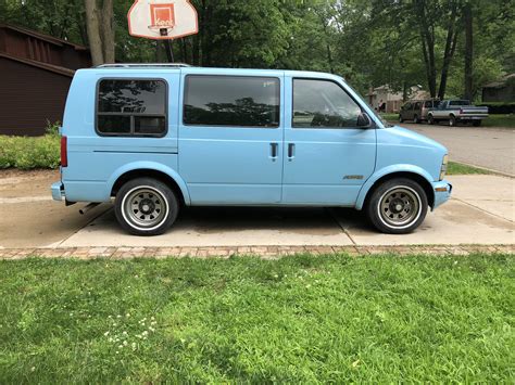 My Gorgeous New Astro Van! Summer Project 2018! : r/vandwellers