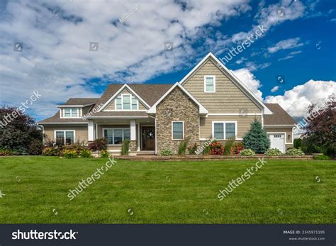 74 Modern House Exterior Iowa Royalty-Free Images, Stock Photos ...