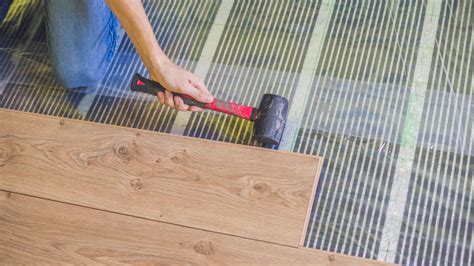 Remove Laminate Flooring