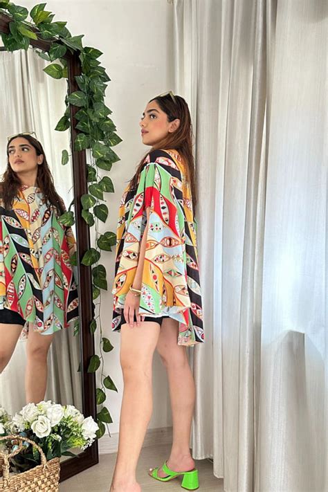 Capes for Women: Designer Handmade & Seasonal Styles – Nolabels