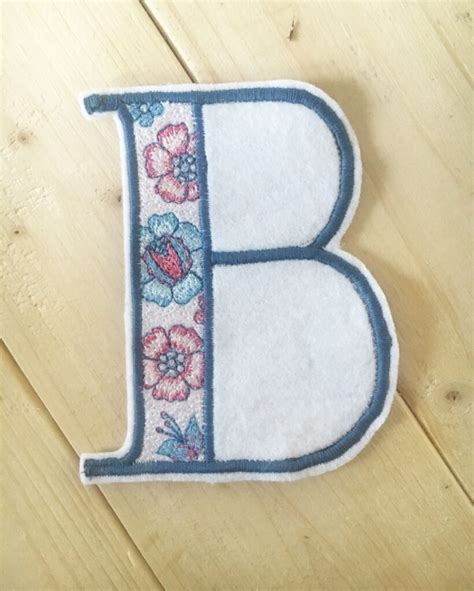 Bernina Embroidery Tutorials 的图像结果