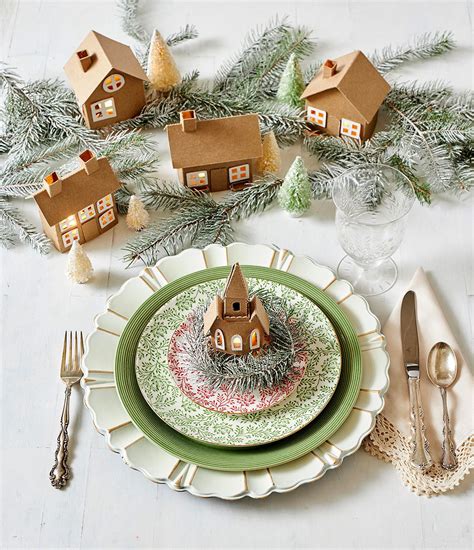 29 Christmas Table Settings That Set the Scene for a Magical Holiday Meal